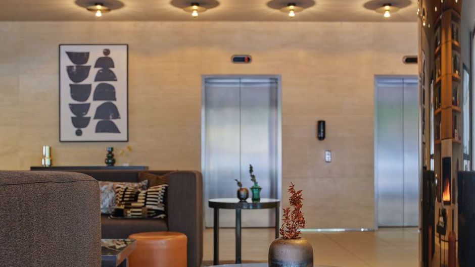Adina Apartment Hotel Berlin Mitte Lobby