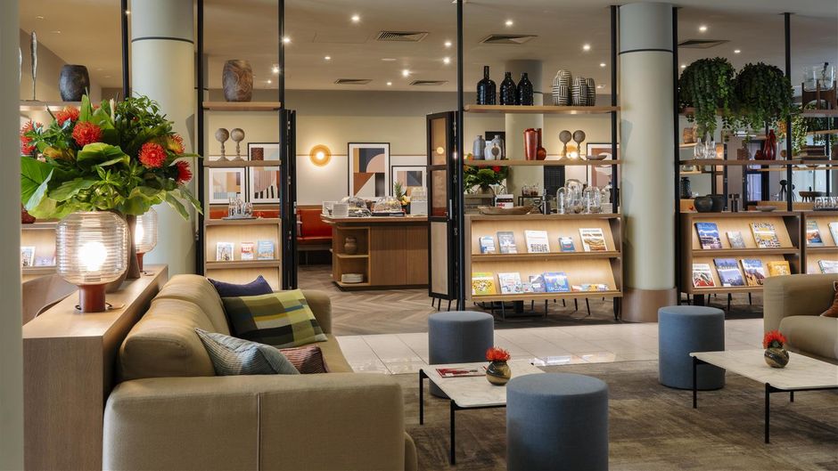 Adina Apartment Hotel Budapest Lobby