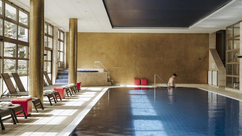 Adina Apartment Hotel Budapest Pool