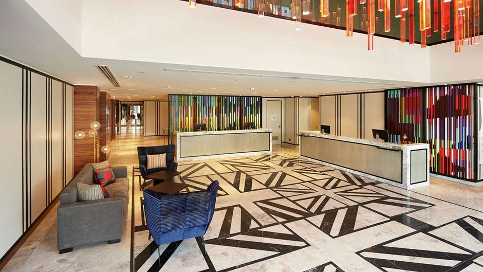 DoubleTree by Hilton Perth Northbridge Lobby