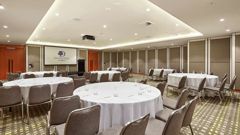 DoubleTree by Hilton Perth Northbridge Meeting