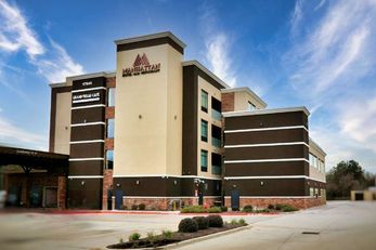 BW Premier Exec Residency Grand Texas