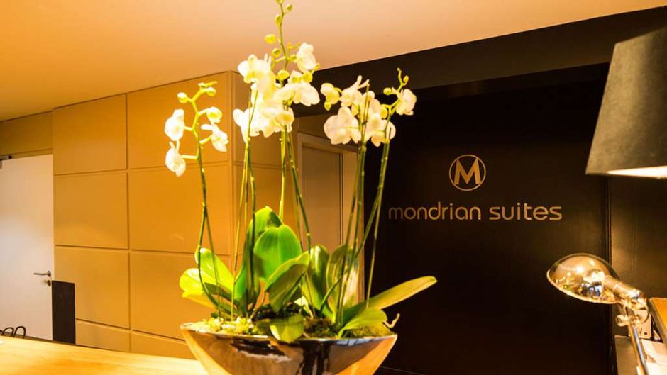 Mondrian Suites Hotel Checkpoint Charlie Lobby
