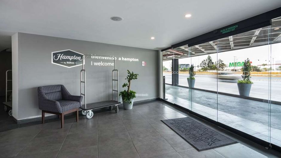 Hampton Inn by Hilton San Luis Potosi Lobby