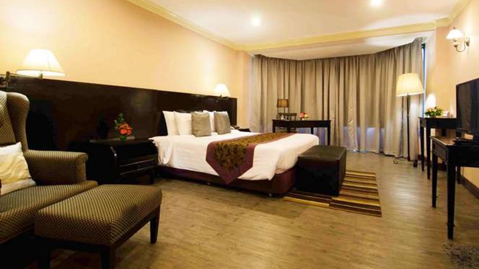 Amarin Lagoon Hotel Suite