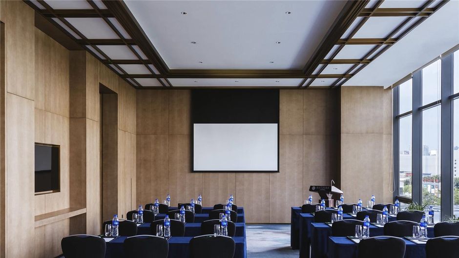 Pullman Fuzhou Tahoe Meeting