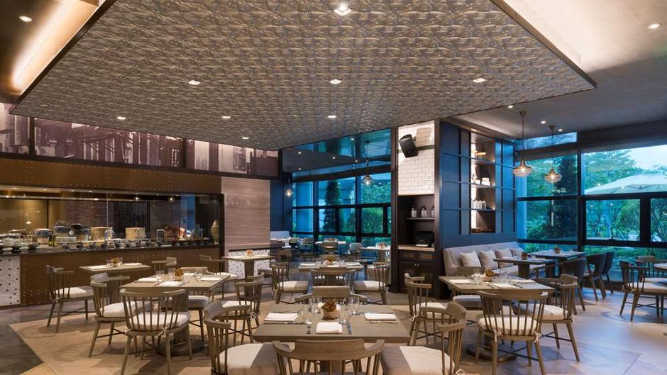 Hyatt Regency Shenzhen Airport Restaurant
