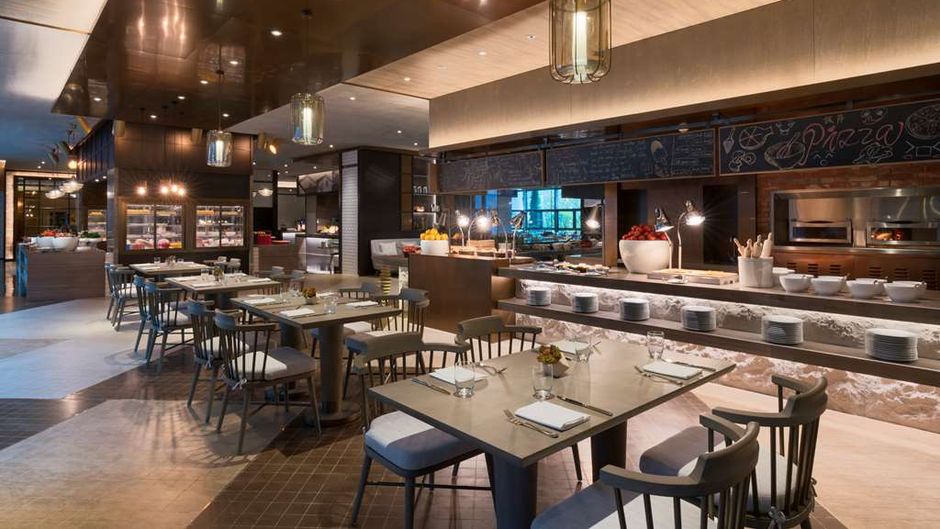 Hyatt Regency Shenzhen Airport Restaurant