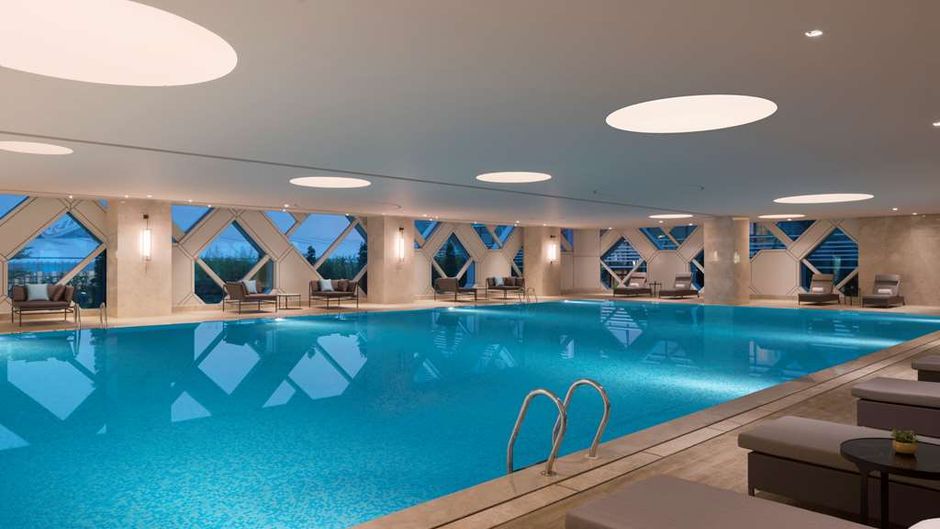 Hyatt Regency Shenzhen Airport Pool