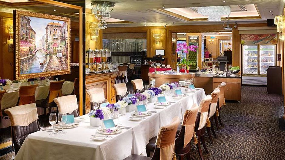 Cosmos Hotel Restaurant