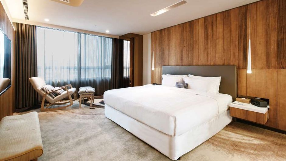 Home Hotel Suite
