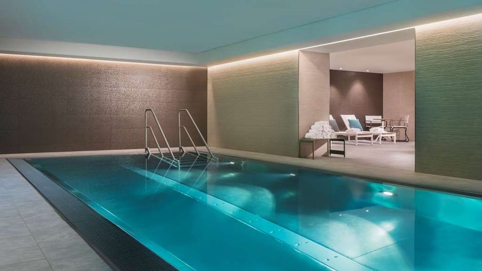 Adina Apartment Hotel Leipzig Pool