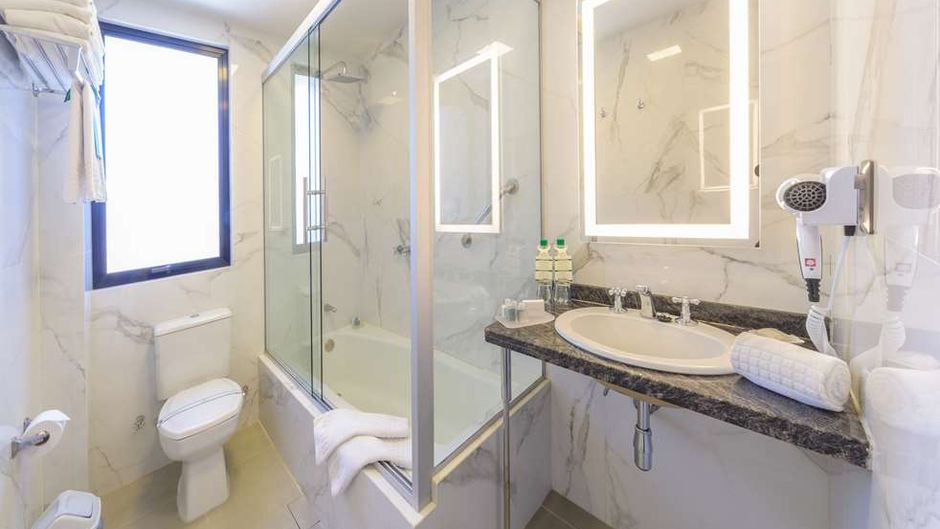 Ritz Apart Hotel All Suites Room