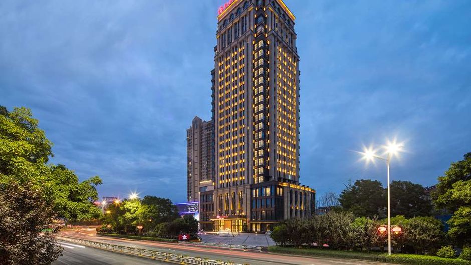 Ramada Plaza by Wyndham Wuhan Huangpi Exterior