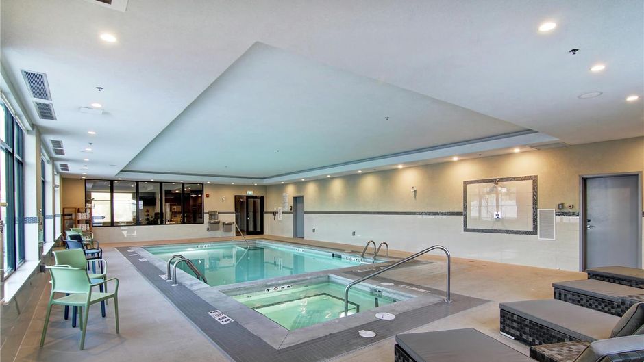 Home2 Suites by Hilton Edmonton South Pool