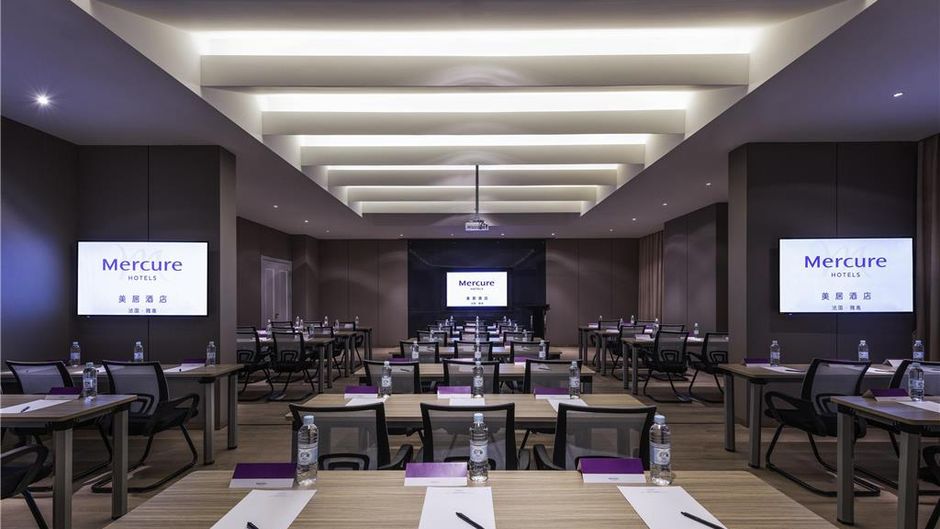 Mercure Shanghai Jiuting Meeting