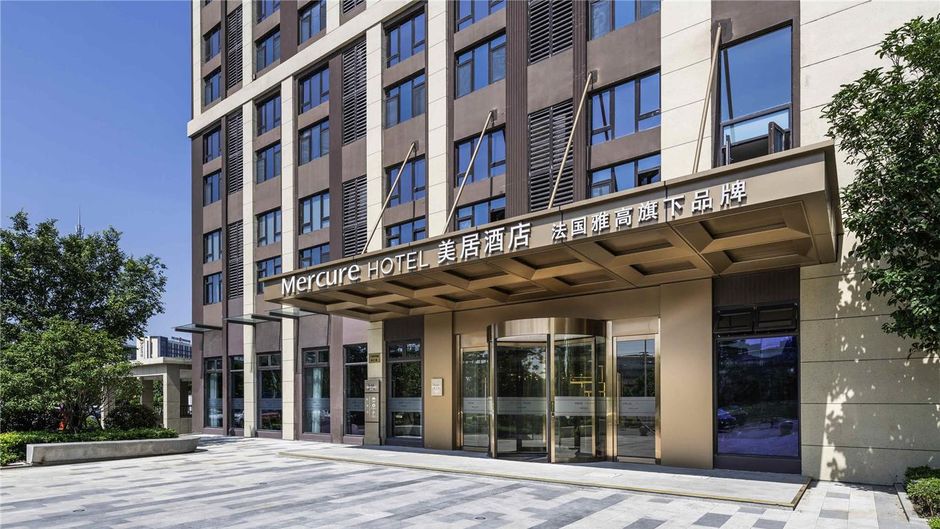 Mercure Shanghai Jiuting Exterior