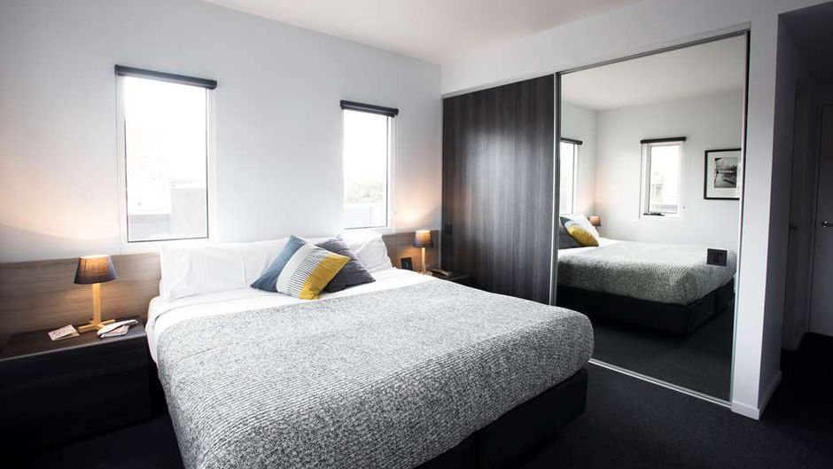Tyrian Serviced Apartments Suite