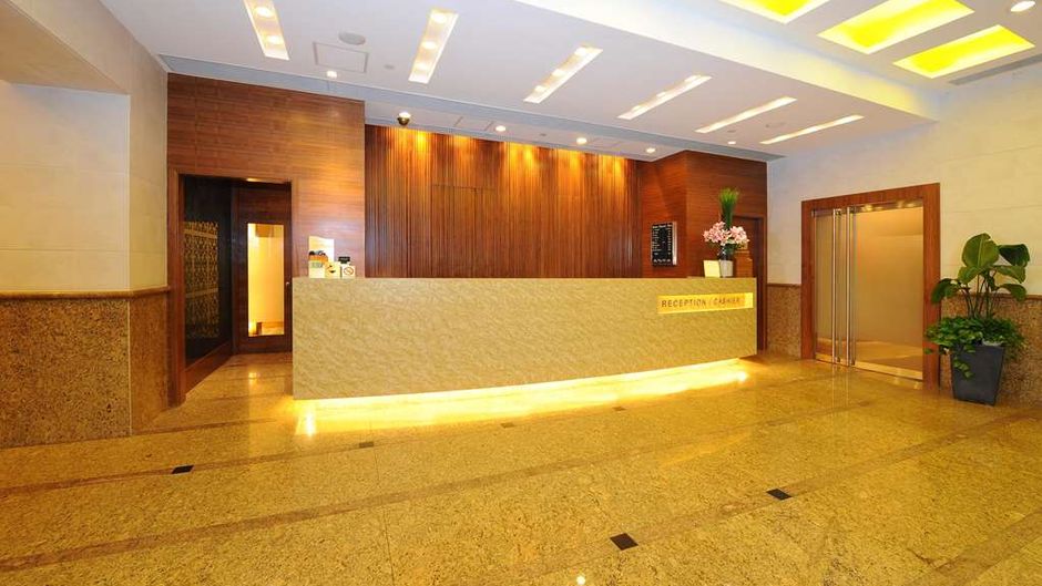 Bishop Lei International House Lobby