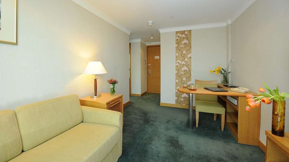 Bishop Lei International House Suite