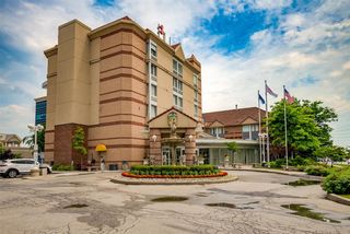 Monte Carlo Inn Airport Suites