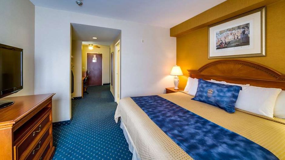Monte Carlo Inn Toronto-Markham Room