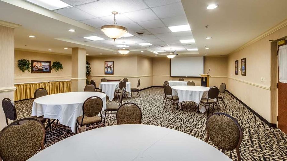 Monte Carlo Inn Brampton Suites Other
