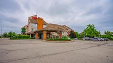 Monte Carlo Inn Oakville Suites