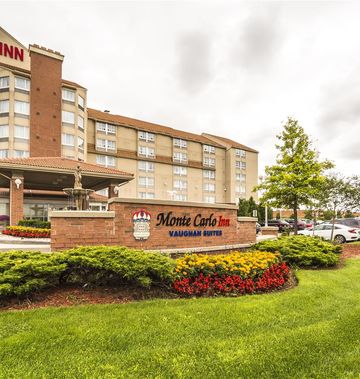 Monte Carlo Inn Vaughan Suites
