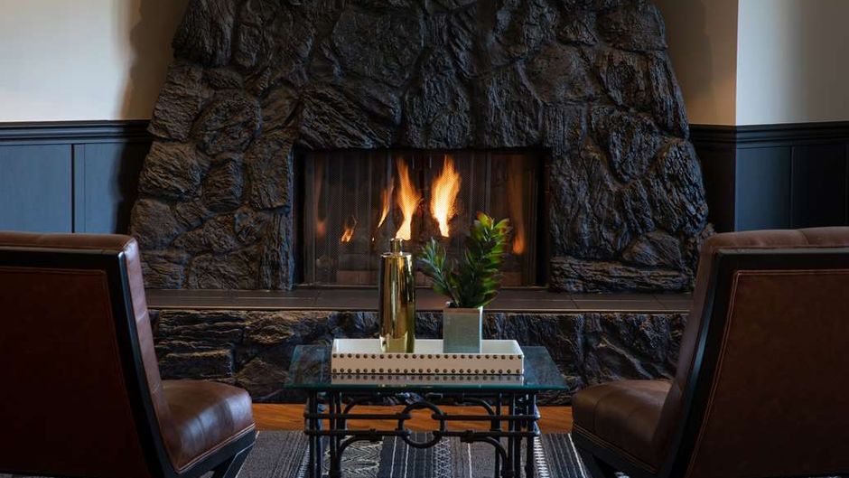 SureStay Hotel by Best Western Castlegar Lobby