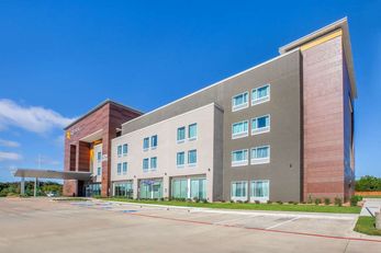La Quinta Inn & Stes Dallas-Duncanville