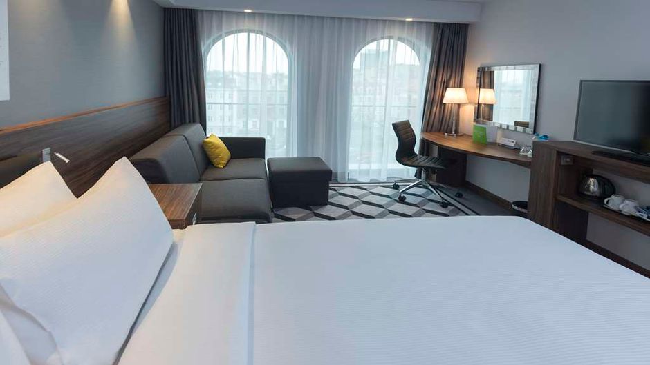 Hampton by Hilton Poznan Old Town Room