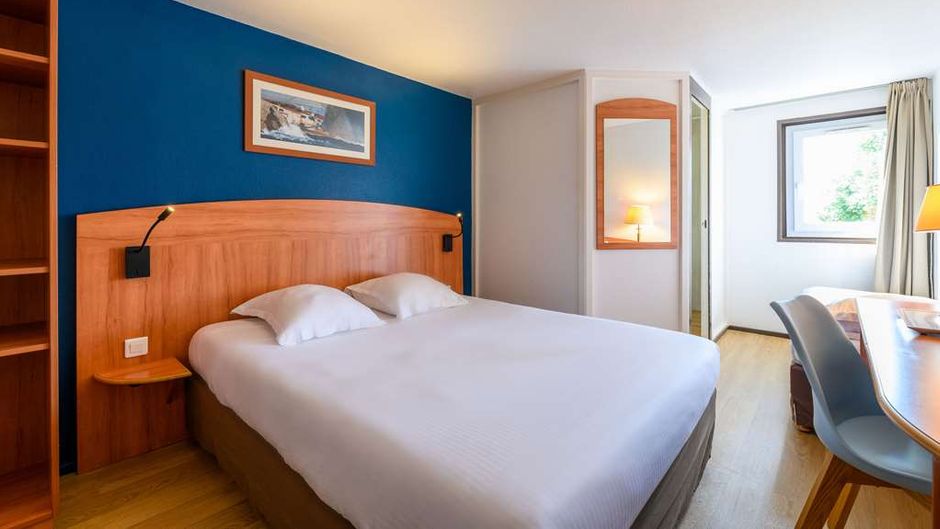Comfort Hotel Evreux Room