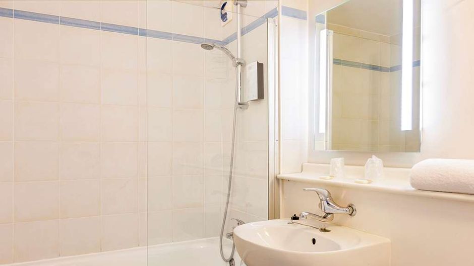 Comfort Hotel Lens - Noyelles Godault Room
