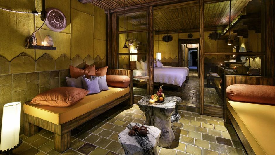 Legacy Yen Tu - MGallery Room