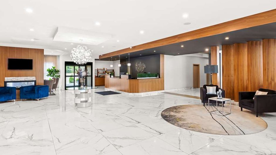 Best Western Plus Montreal East Lobby