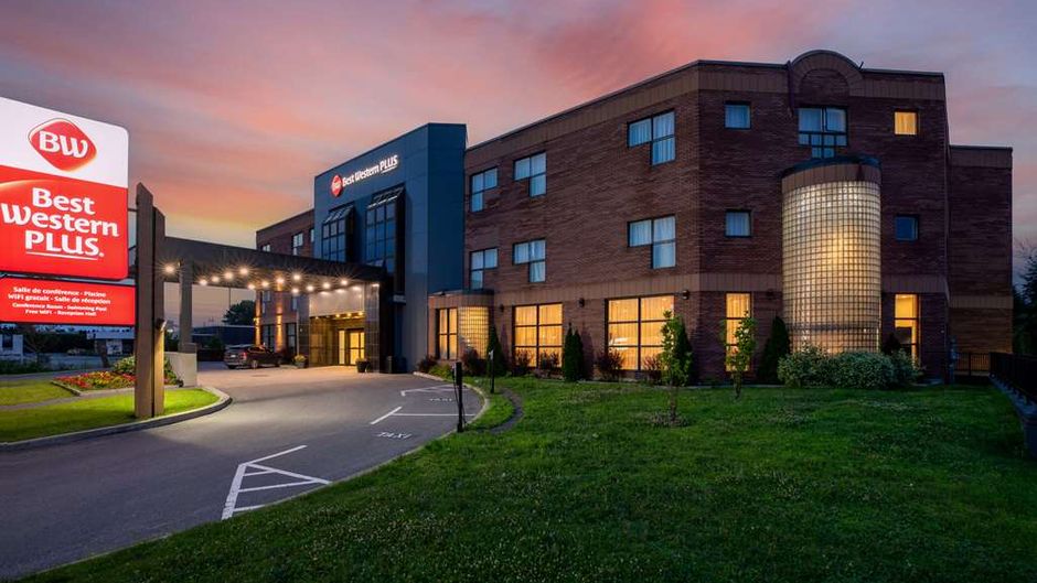 Best Western Plus Montreal East Exterior