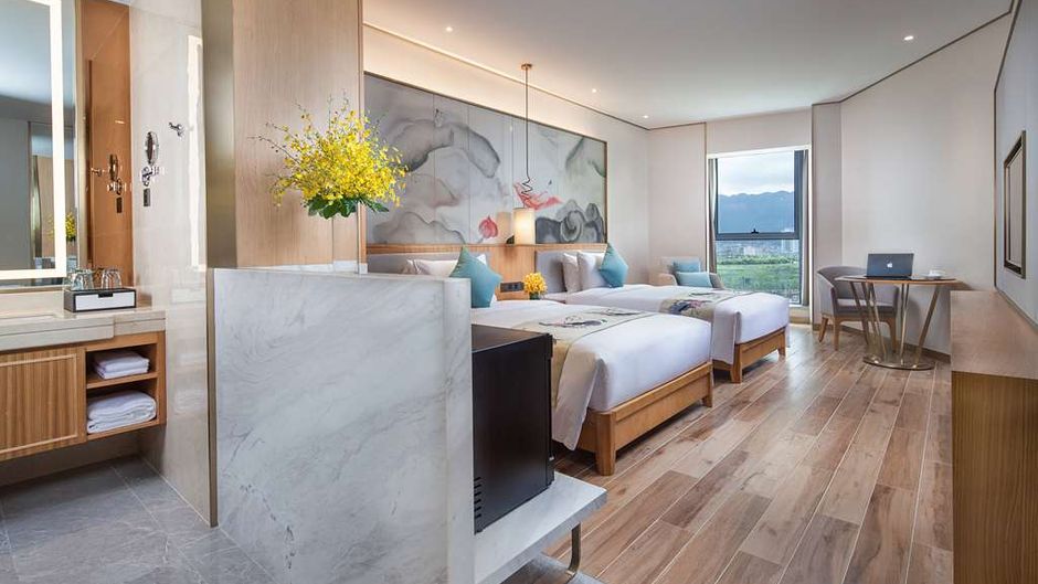 Ramada Plaza by Wyndham Fuxian Lake Room