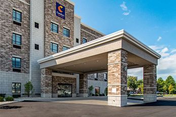 Comfort Suites Grove City