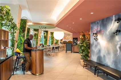 Ibis Styles Paris Meteor Av d'Italie