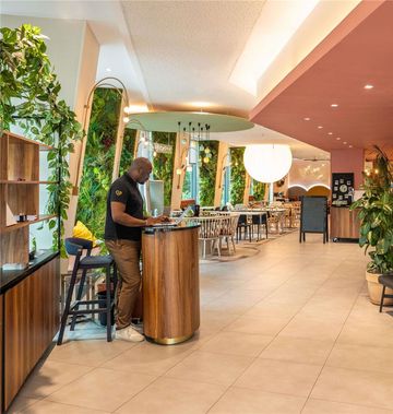 Ibis Styles Paris Meteor Av d'Italie