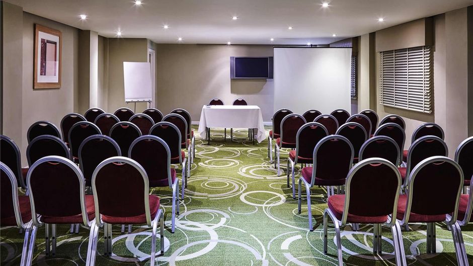Mercure Newbury West Grange Hotel Meeting