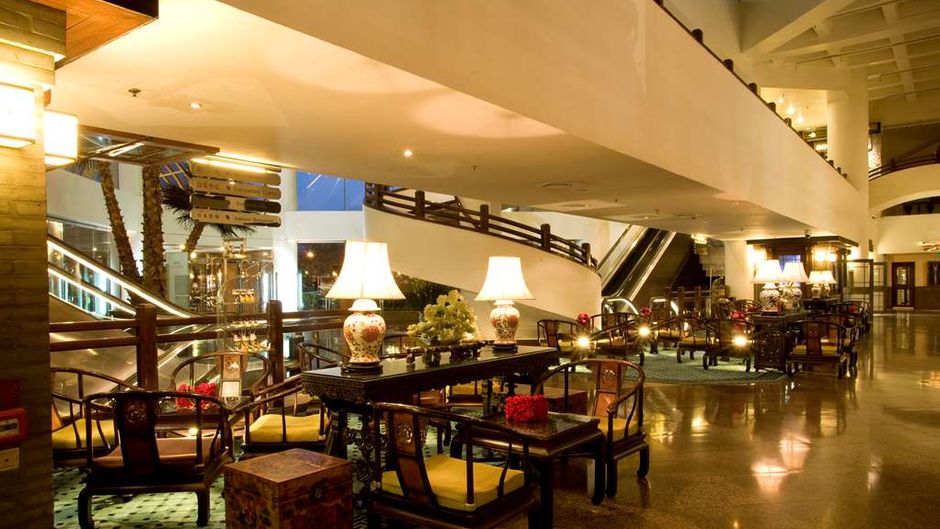 Beijing Landmark Hotel Lobby