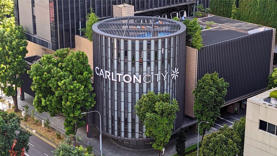 Carlton City Hotel Singapore Exterior