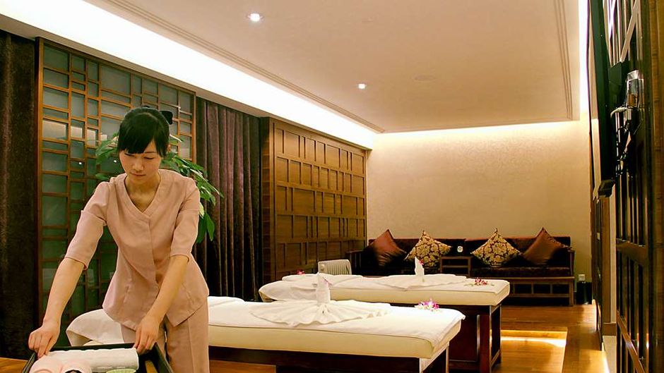 Central Hotel Shanghai Spa