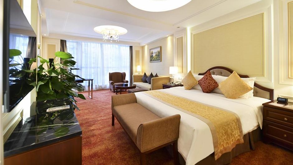 Central Hotel Shanghai Room