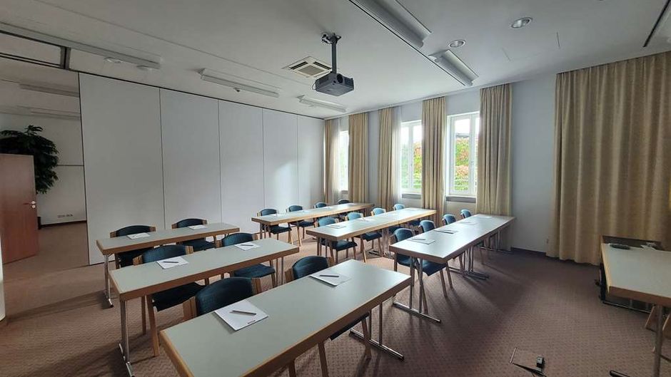 Hansa Apart Hotel Meeting
