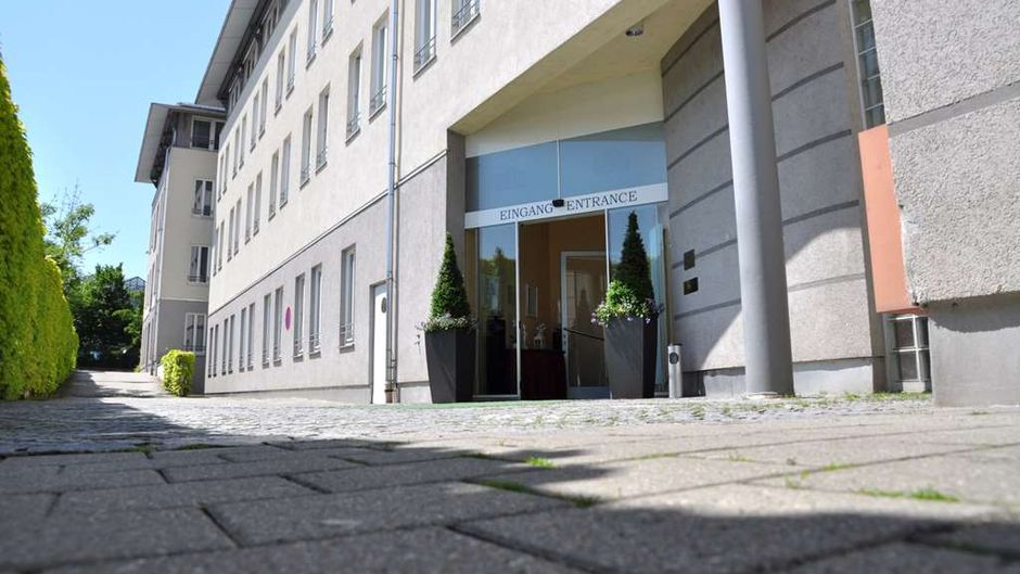 Hansa Apart Hotel Exterior
