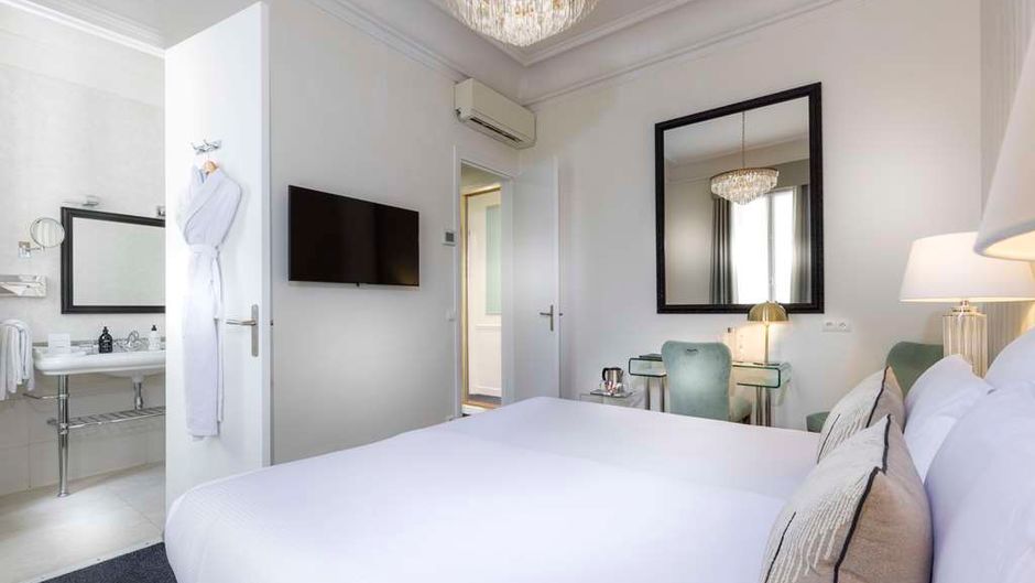 Hotel Claridge Room