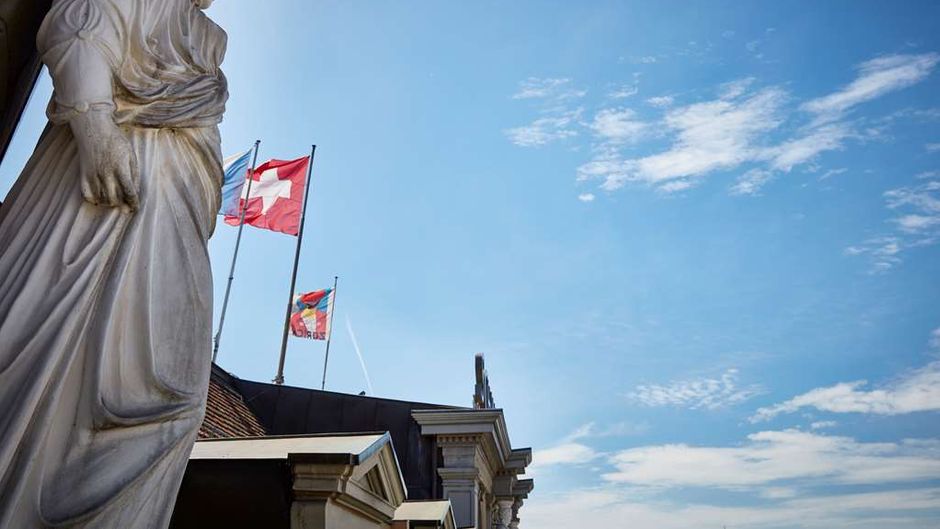 Hotel Schweizerhof Zurich Exterior
